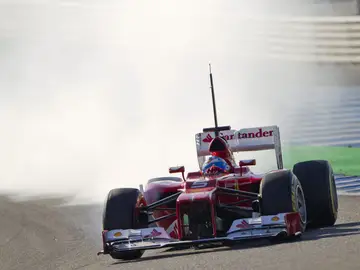 Fernando Alonso y su F2012, en Jerez Fernando Alonso y su F2012, en Jerez