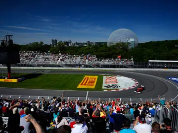 Alonso rueda ante el público de Montreal Alonso rueda ante el público de Montreal