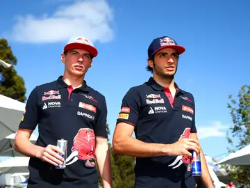Max Verstappen y Sainz Jr en Melbourne Max Verstappen y Sainz Jr en Melbourne