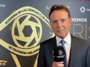 Matías Prats tras recoger el Premio a la Trayectoria en los Premios Iris: "Una noche emocionante" Matías Prats tras recoger el Premio a la Trayectoria en los Premios Iris: "Una noche emocionante"