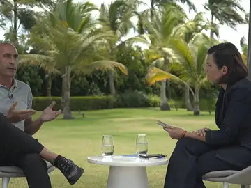 Luis Rubiales y Ana Pastor en la entrevista en 'El Objetivo' Luis Rubiales y Ana Pastor en la entrevista en 'El Objetivo'