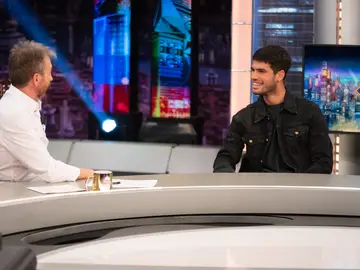 "Es una persona excepcional": las bonitas palabras que Carlos Alcaraz le dedica a su entrenador en El Hormiguero "Es una persona excepcional": las bonitas palabras que Carlos Alcaraz le dedica a su entrenador en El Hormiguero