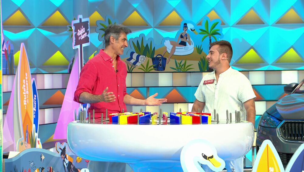 Jorge Fern&aacute;ndez, a &Aacute;lvaro al llegar al Panel Final de La ruleta de la suerte: &quot;Algo bueno te ten&iacute;a que pasar&quot;