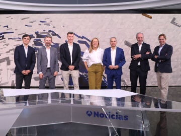 José Miguel García-Gasco (Director General de Atresmedia Publicidad), Javier Dueñas (CEO de Campofrío), Yann Fontaine (CEO de Miravia), Ana María Morales (Country Manager de Beiersdorf para España y Portugal), Vicente Vallés (Periodista y director de Noticias 2), Vicente Cancio (CEO de Zurich España), y Joan Jordi Vallverdú (CEO de Omnicom Media Group)