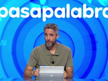 El reproche de Roberto Leal a Manu y a Rosa: “Con el presentador no hay ni un detalle”
