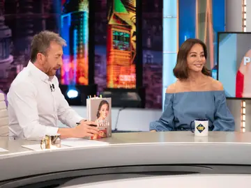Isabel Preysler, sobre su infidelidad a Carlos Falcó por Miguel Boyer: "Me sigue doliendo" Isabel Preysler, sobre su infidelidad a Carlos Falcó por Miguel Boyer: "Me sigue doliendo"