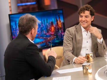 La surrealista aparición de David Bisbal en una boda: "El novio se cantó la canción él"