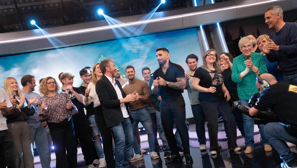 &iexcl;Fiesta en plat&oacute;! Pablo Motos anima a Ilia a Topuria a bailar con todo el p&uacute;blico de El Hormiguero