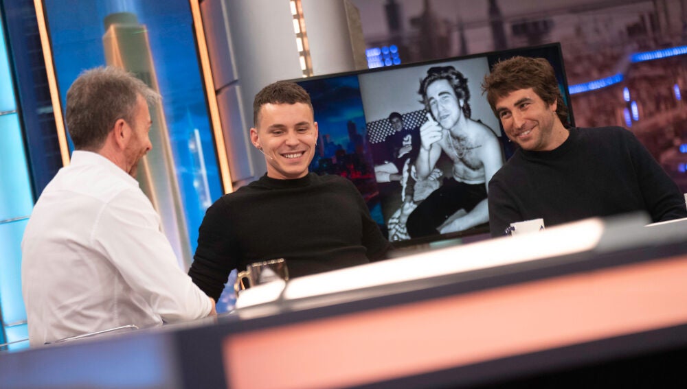 Vuelve a ver la entrevista completa a Ar&oacute;n Piper y Marco C&aacute;ceres en El Hormiguero