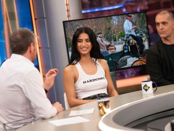 Vuelve a ver la entrevista completa a Pedro Alonso y Begoña Vargas en El Hormiguero Vuelve a ver la entrevista completa a Pedro Alonso y Begoña Vargas en El Hormiguero