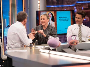 Teresa Riott nos muestra su lado más espiritual en El Hormiguero: "No prometo milagros, pero sí consecuencias" Teresa Riott nos muestra su lado más espiritual en El Hormiguero: "No prometo milagros, pero sí consecuencias"