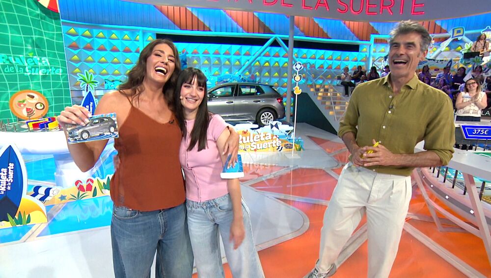 “¡Qué pena!”: Celia, a tres náuticos de llevarse el deseado coche de La ruleta de la suerte
