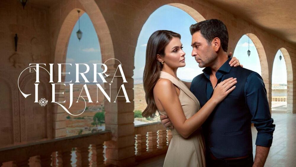 Alya y Cihan en En tierra lejana