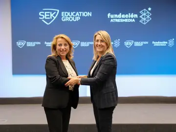 La Fundación Atresmedia y SEK Education Group se alían para impulsar la alfabetización mediática y digital y el pensamiento crítico La Fundación Atresmedia y SEK Education Group se alían para impulsar la alfabetización mediática y digital y el pensamiento crítico