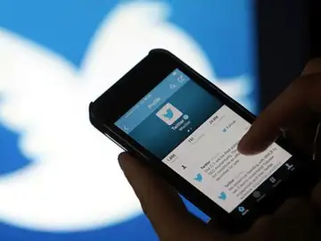 Twitter Twitter