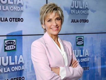 Julia Otero renueva su compromiso con Onda Cero