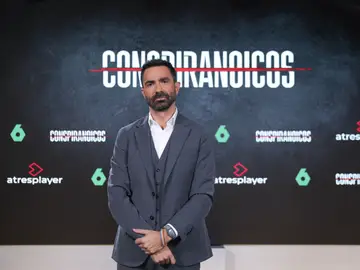 ‘Conspiranoicos’, un nuevo programa que desmontará con expertos las principales teorías conspiranoicas ‘Conspiranoicos’, un nuevo programa que desmontará con expertos las principales teorías conspiranoicas