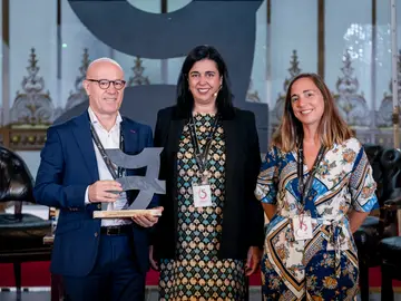 Atresmedia Formación recibe el Premio Cegos con Equipos y Talento en la categoría de Aprendizaje y Desarrollo Atresmedia Formación recibe el Premio Cegos con Equipos y Talento en la categoría de Aprendizaje y Desarrollo