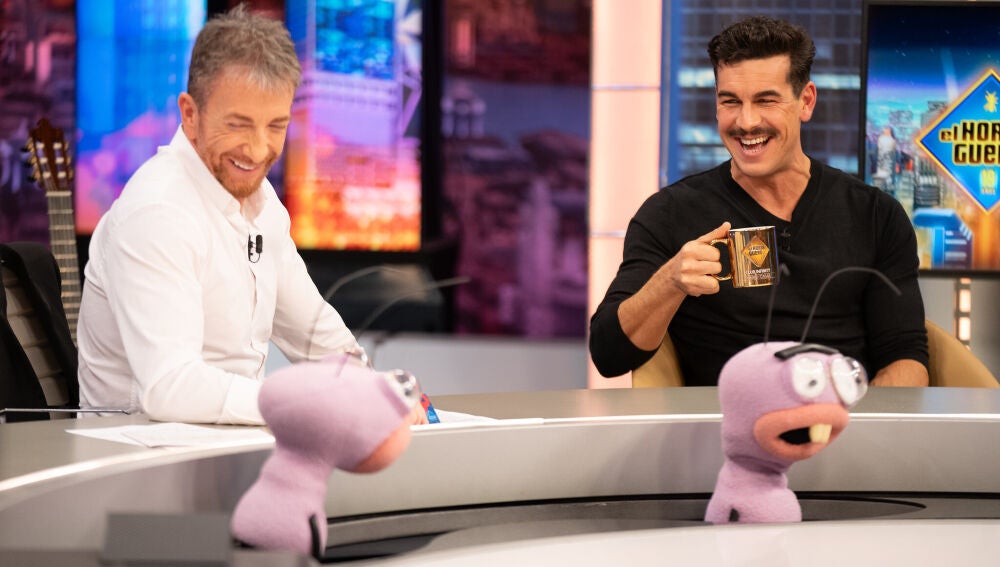 Experto con la lasa&ntilde;a y fan de Tit&aacute;nic: Mario Casas se somete al interrogatorio de Trancas y Barrancas