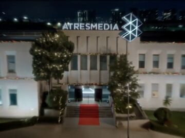 Atresmedia presenta su nueva campaña de Navidad en la que invita a encender la ilusión, la magia y las ganas de celebrar estas fechas Atresmedia presenta su nueva campaña de Navidad en la que invita a encender la ilusión, la magia y las ganas de celebrar estas fechas