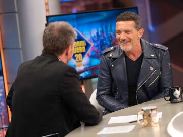 La profunda crítica social de Antonio Banderas en El Hormiguero: "No hay nadie que me represente" La profunda crítica social de Antonio Banderas en El Hormiguero: "No hay nadie que me represente"