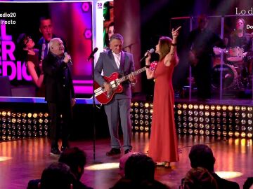 Ana Bel&eacute;n y V&iacute;ctor Manuel despiden el 20 aniversario de El Intermedio con 'Fiesta', de Serrat y Sabina