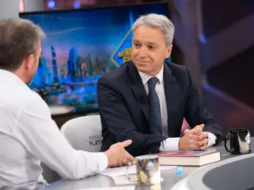 Vuelve a ver la entrevista completa de Vicente Vallés en El Hormiguero Vuelve a ver la entrevista completa de Vicente Vallés en El Hormiguero